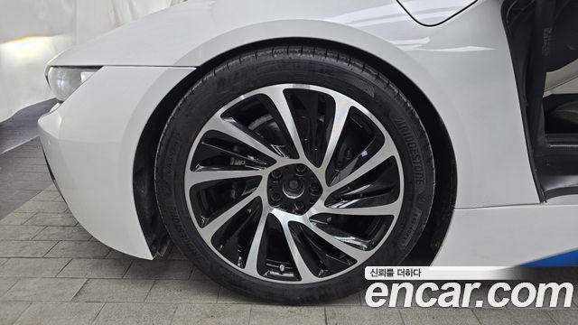 BMW i8 Coupe