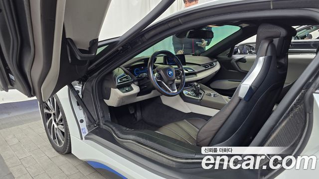 BMW i8 Coupe