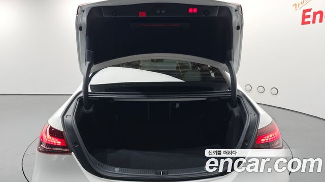 Mercedes-Benz E-Class E350 4MATIC Avantgarde