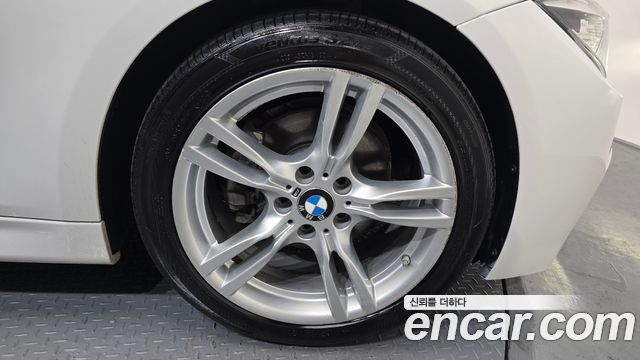 BMW 3-Series 330i M Sport