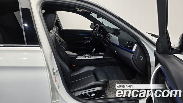 BMW 3-Series 330i M Sport