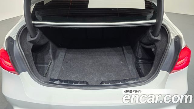BMW 3-Series 330i M Sport