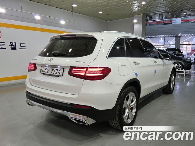 Mercedes-Benz GLC-Class GLC220 d 4MATIC