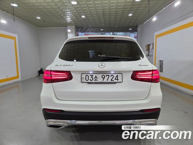 Mercedes-Benz GLC-Class GLC220 d 4MATIC