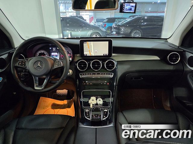 Mercedes-Benz GLC-Class GLC220 d 4MATIC