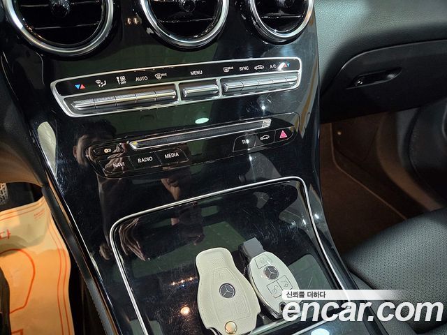 Mercedes-Benz GLC-Class GLC220 d 4MATIC