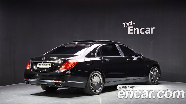 Mercedes-Benz S-Class Maybach S600