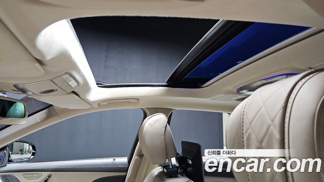 Mercedes-Benz S-Class Maybach S600