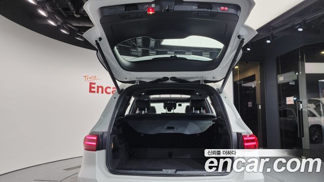 Mercedes-Benz GLB-Class AMG GLB35 4MATIC