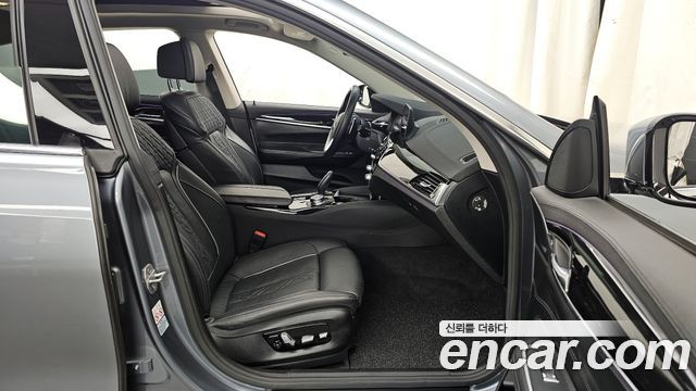 BMW Gran Turismo 630i xDrive Luxury
