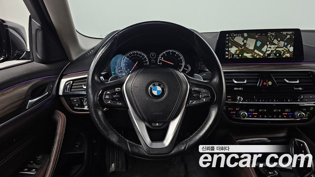 BMW 5-Series 530i Luxury Plus