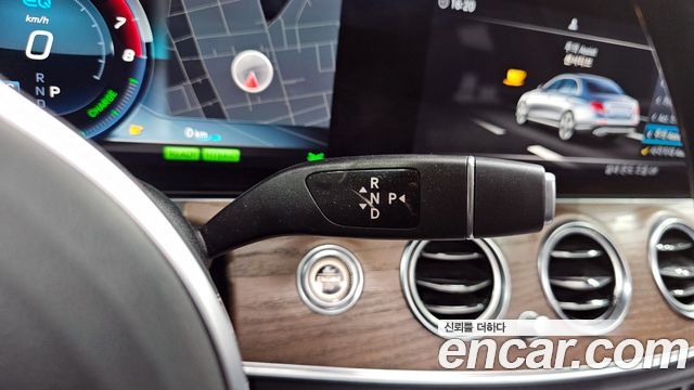 Mercedes-Benz E-Class E300e Exclusive