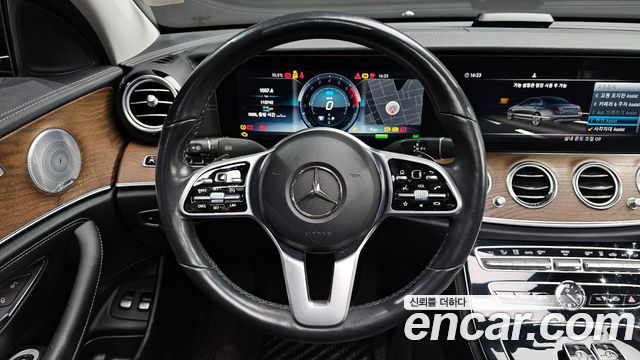 Mercedes-Benz E-Class E300e Exclusive