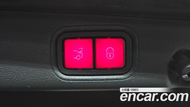 Mercedes-Benz E-Class E300e Exclusive