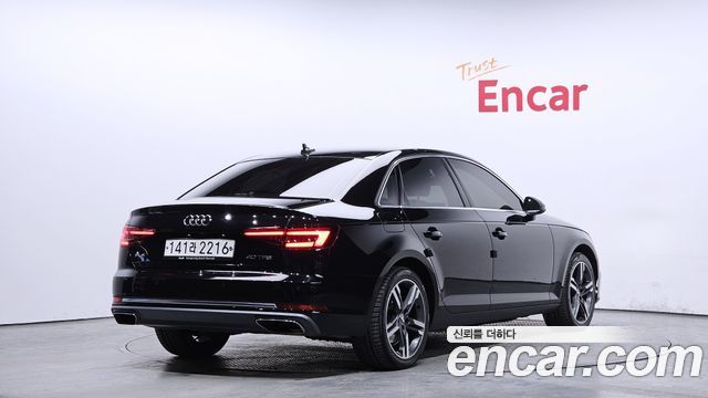 Audi A4 40 TFSI Premium