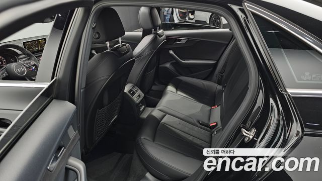 Audi A4 40 TFSI Premium