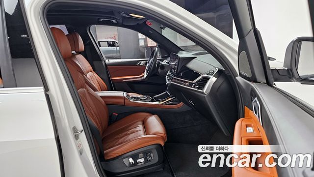 BMW X7 xDrive 40i M Sport 7STR