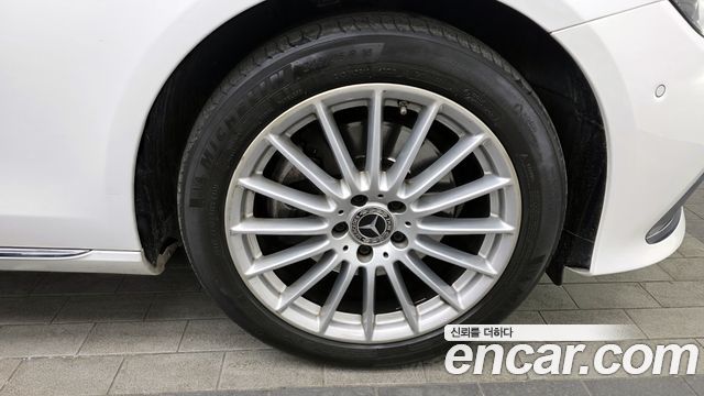 Mercedes-Benz E-Class E250 Exclusive