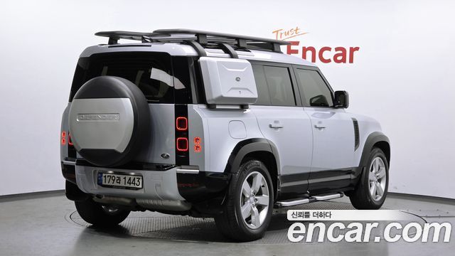 Land Rover Defender 110 D300 HSE