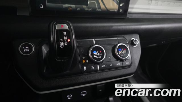 Land Rover Defender 110 D300 HSE
