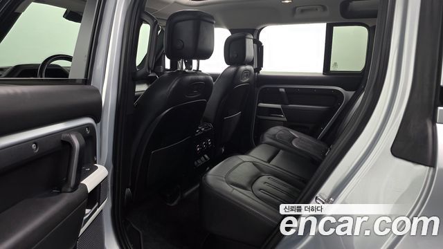 Land Rover Defender 110 D300 HSE