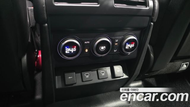 Land Rover Defender 110 D300 HSE