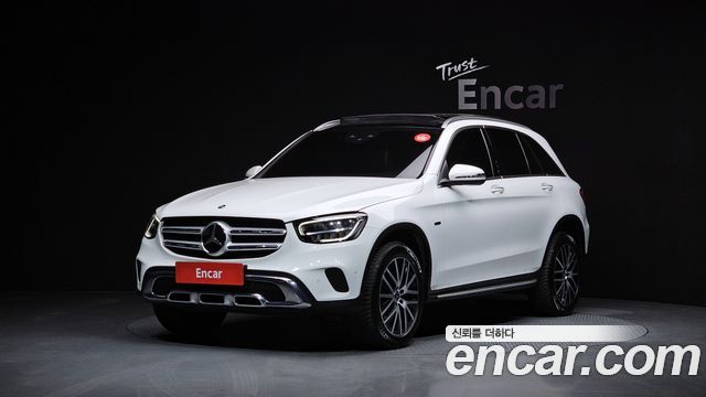 Mercedes-Benz GLC-Class GLC300e 4MATIC
