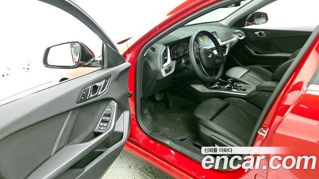 BMW 1-Series 118d Joy First Edition