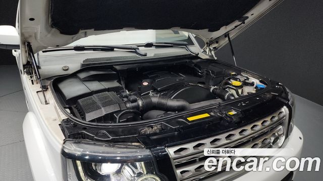 Land Rover Discovery 3.0 SDV6 HSE