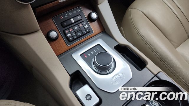 Land Rover Discovery 3.0 SDV6 HSE