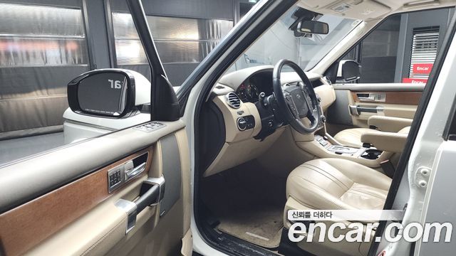 Land Rover Discovery 3.0 SDV6 HSE
