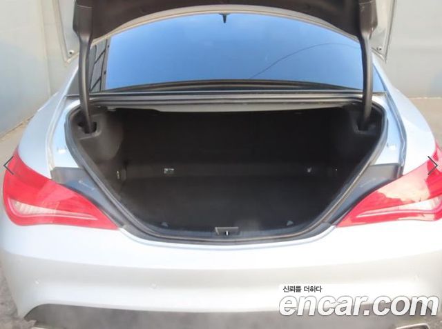 Mercedes-Benz CLA-Class CLA200 d