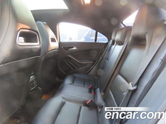 Mercedes-Benz CLA-Class CLA200 d
