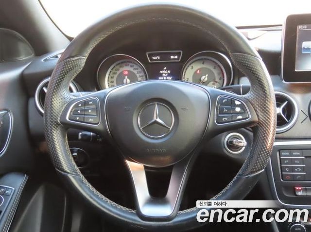 Mercedes-Benz CLA-Class CLA200 d