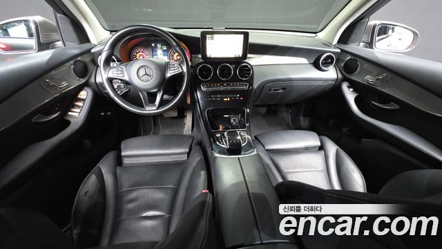 Mercedes-Benz GLC-Class GLC350e 4MATIC