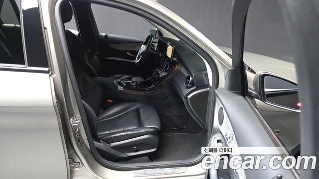Mercedes-Benz GLC-Class GLC350e 4MATIC