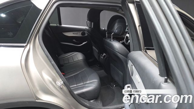 Mercedes-Benz GLC-Class GLC350e 4MATIC