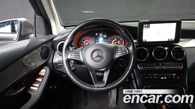 Mercedes-Benz GLC-Class GLC350e 4MATIC