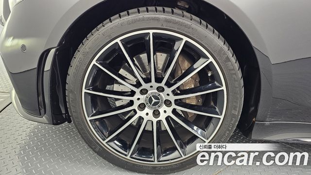 Mercedes-Benz CLS-Class CLS400d 4MATIC AMG Line