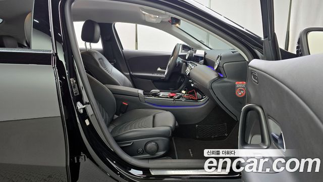 Mercedes-Benz A-Class A250 4MATIC Sedan