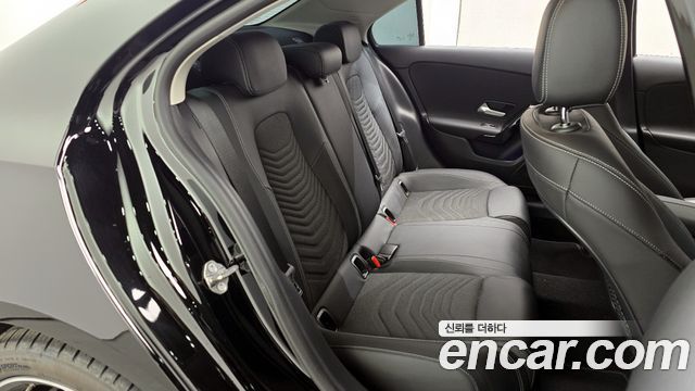 Mercedes-Benz A-Class A250 4MATIC Sedan