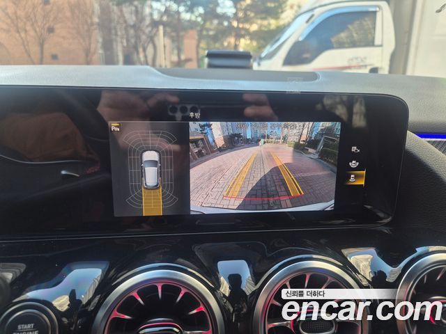 Mercedes-Benz GLA-Class GLA250 4MATIC
