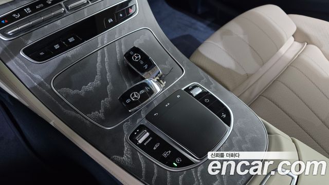 Mercedes-Benz E-Class E450 4MATIC Coupe