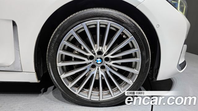 BMW 7-Series 740d xDrive Design Pure Excellence