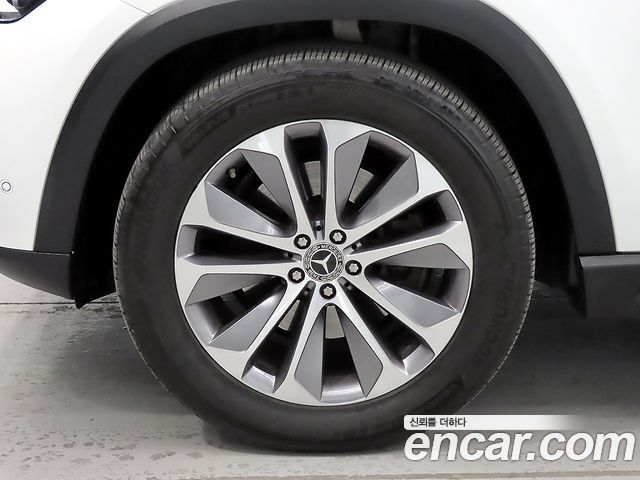 Mercedes-Benz GLE-Class GLE300d 4MATIC