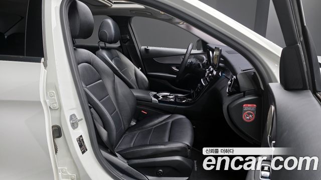 Mercedes-Benz C-Class C200 Avantgarde