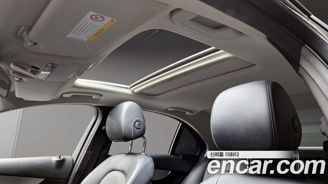 Mercedes-Benz C-Class C200 Avantgarde
