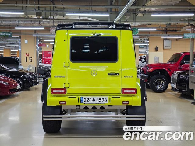 Mercedes-Benz G-Class G500