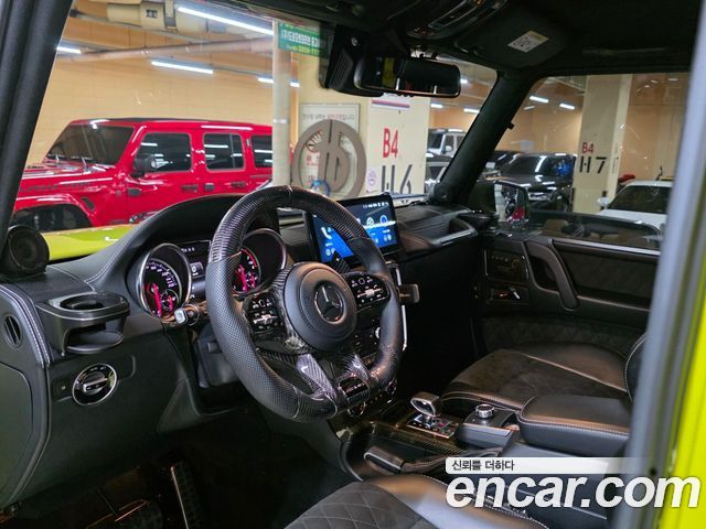 Mercedes-Benz G-Class G500