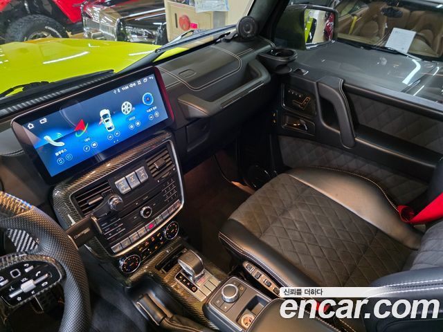 Mercedes-Benz G-Class G500